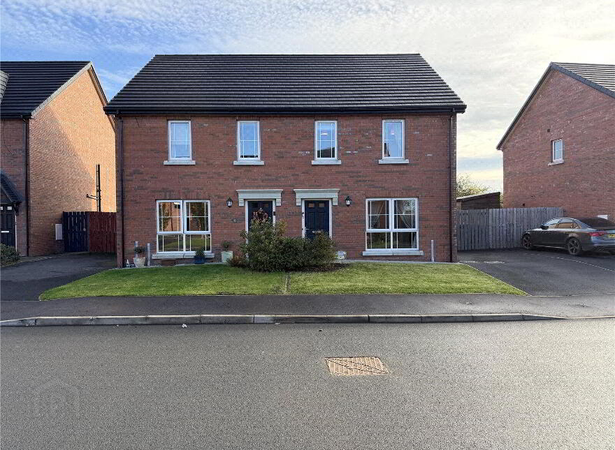 76 Red Row, Toomebridge, BT41 3FQ