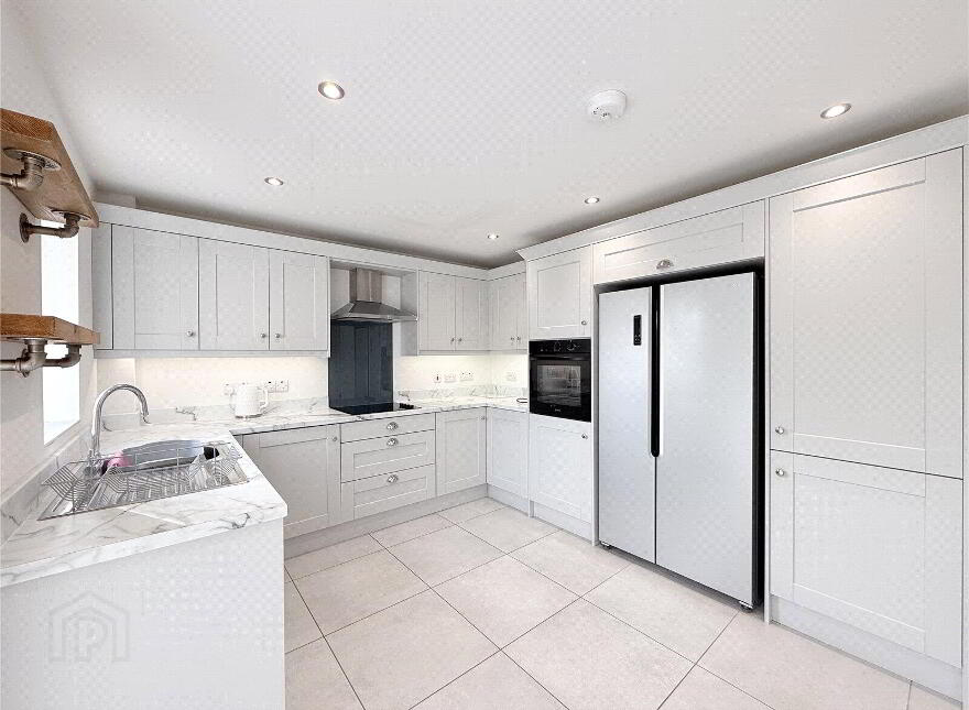 76 Red Row, Toomebridge, BT41 3FQ