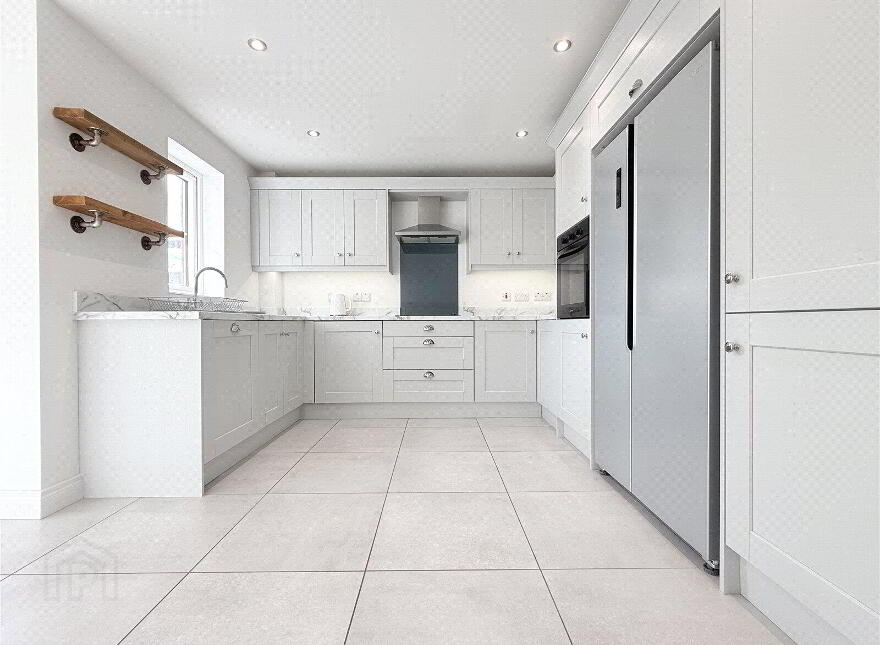 76 Red Row, Toomebridge, BT41 3FQ