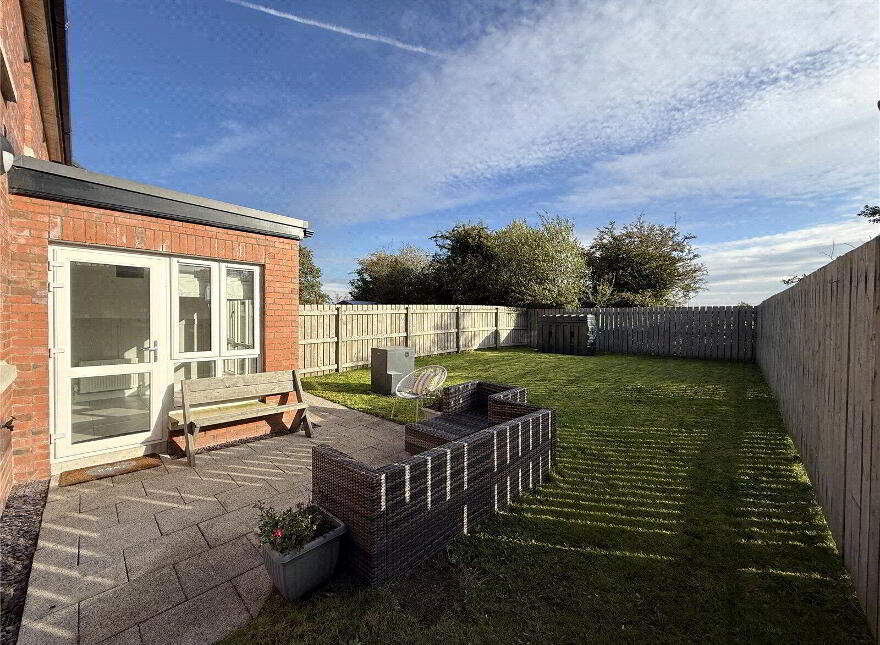 76 Red Row, Toomebridge, BT41 3FQ