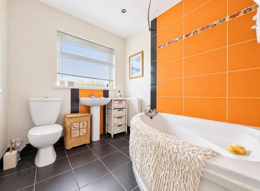 73 Broadlands, Carrickfergus, BT38 7BL