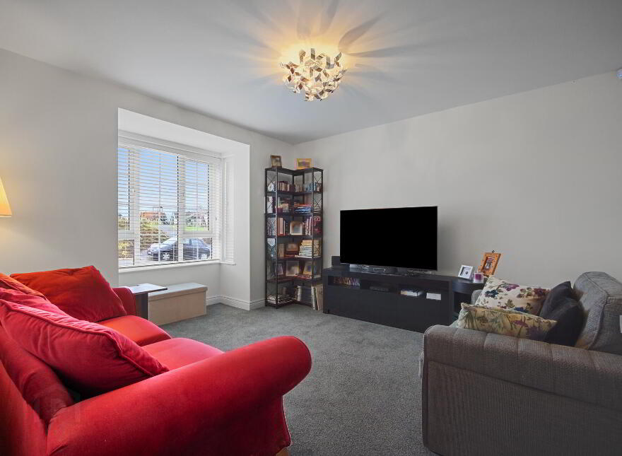 29 Mealough Park, Carryduff, Belfast, BT8 8SY