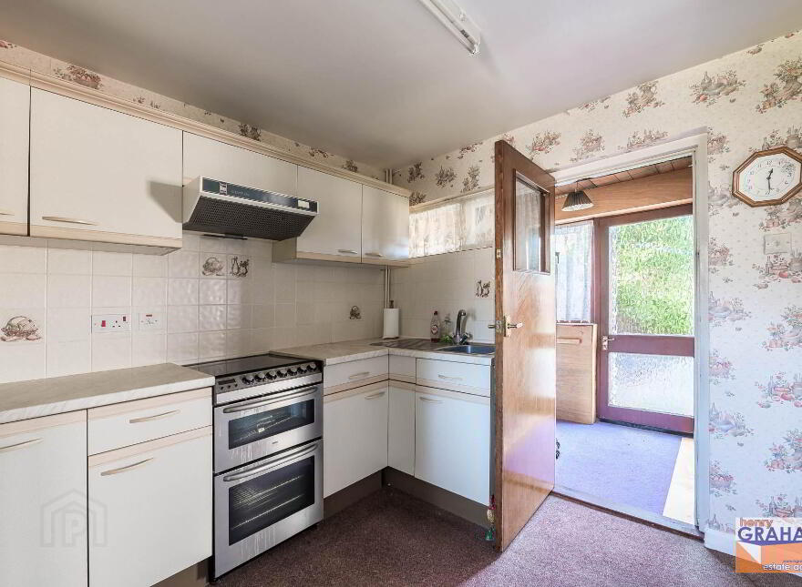 22 Taylor Square, Lisburn, BT28 1HA
