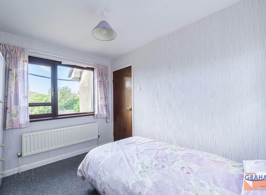 22 Taylor Square, Lisburn, BT28 1HA