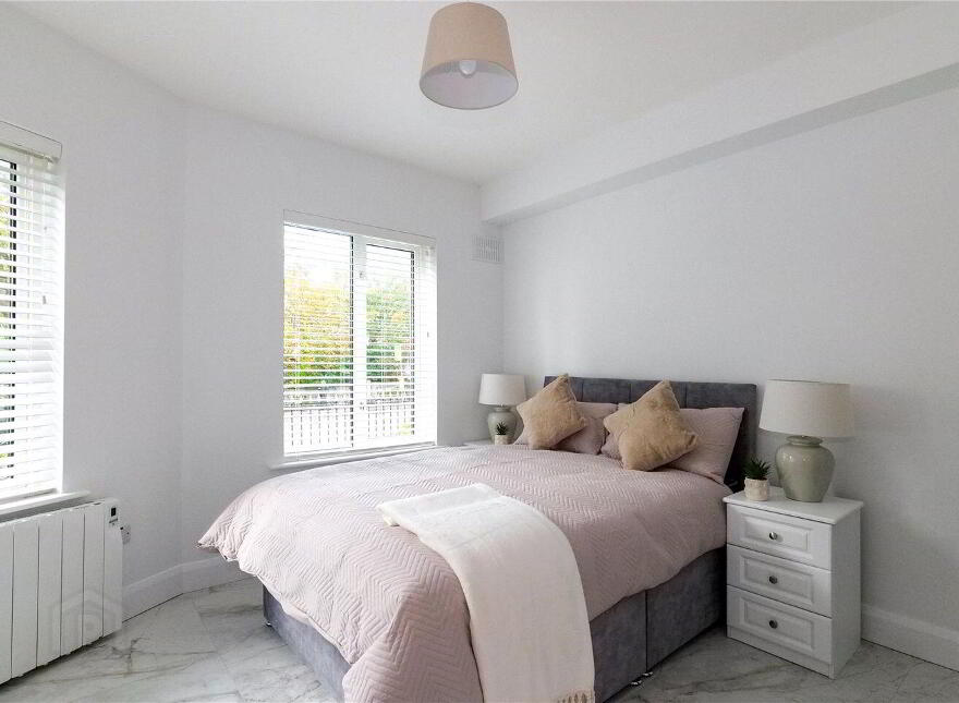 15 Lios Ealtan, Nile Lodge, Salthill Road Lower, Salthill, Salthill, H91X891