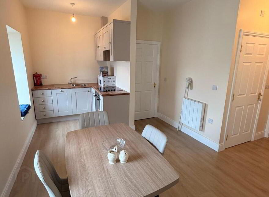 Apartment 1 West Square, Askeaton, V94319F