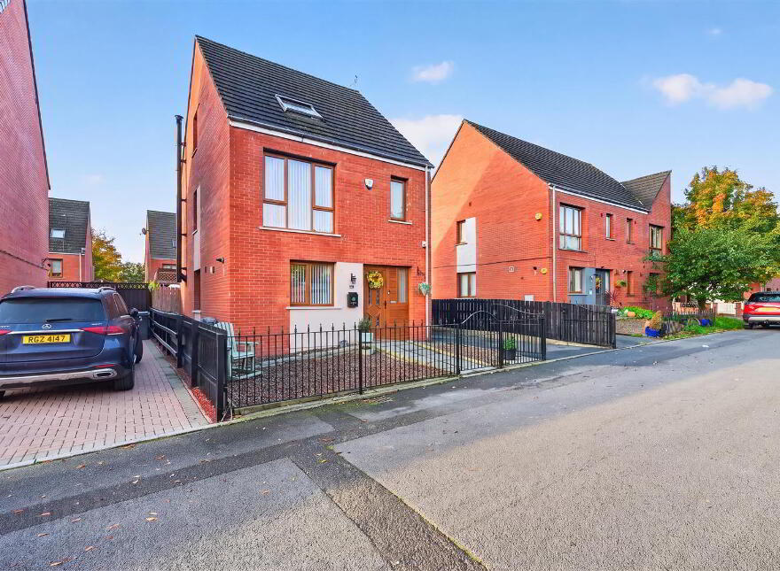 3 Dunmore Park, Belfast, BT15 3GQ