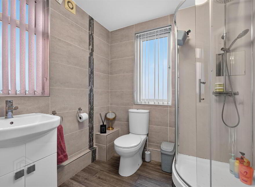 3 Dunmore Park, Belfast, BT15 3GQ