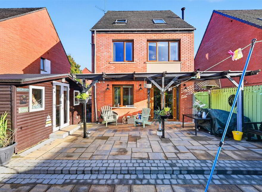 3 Dunmore Park, Belfast, BT15 3GQ