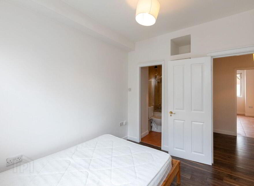 Apartment 16 Bishopsmede, Dublin 8, D08H312