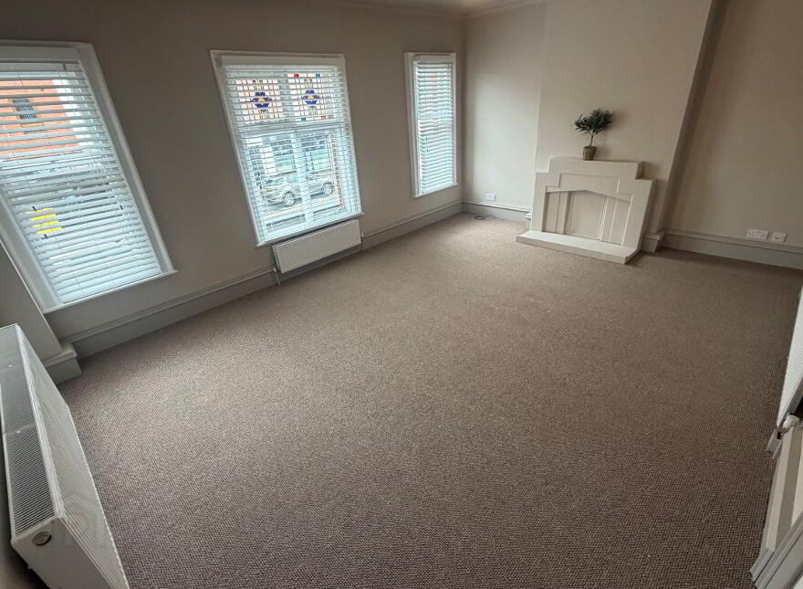 168 Kingsway, Dunmurry, BT17 9AD
