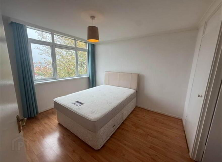 212E Upper Lisburn Road, Belfast, BT10