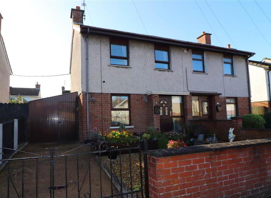 35 Jubilee Avenue, Warren Gardens, Lisburn, BT28 1EB