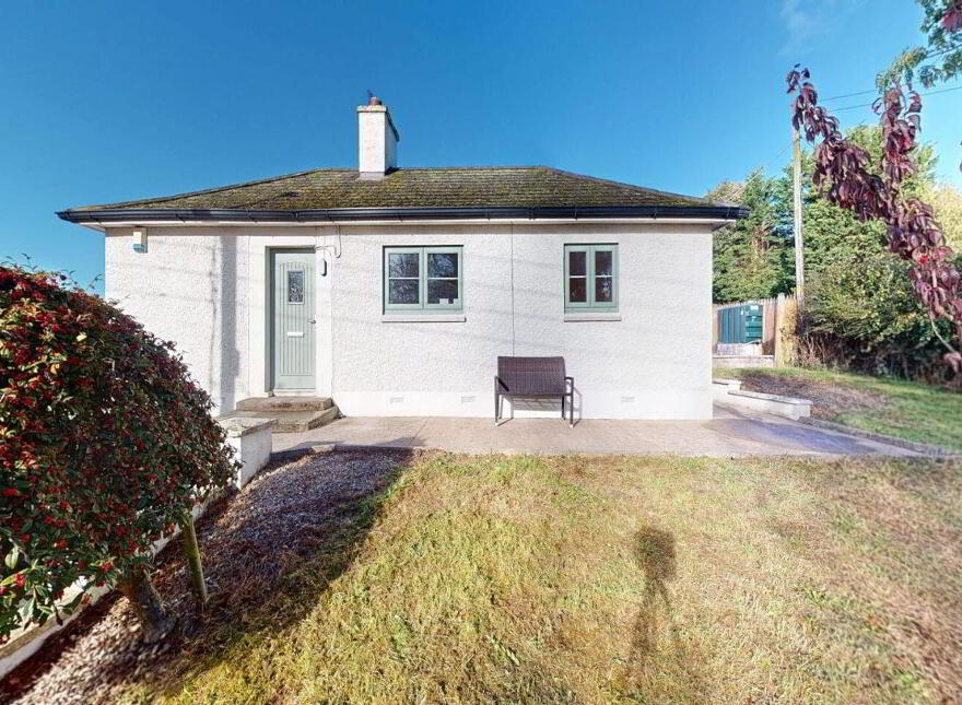 37 Cavan Road, Cootehill, H16A448