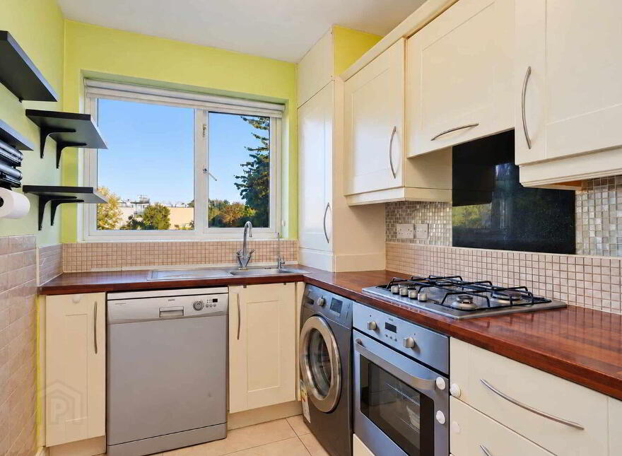 13 Hampton Wood Lawn, Finglas, Finglas, D11