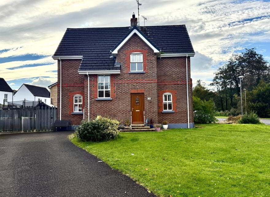 176 Ivy Mead, Waterside, L'Derry, BT47 3WX