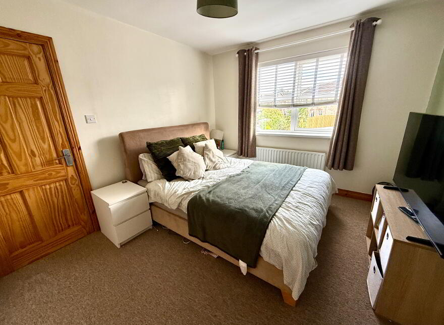 176 Ivy Mead, Waterside, L'Derry, BT47 3WX