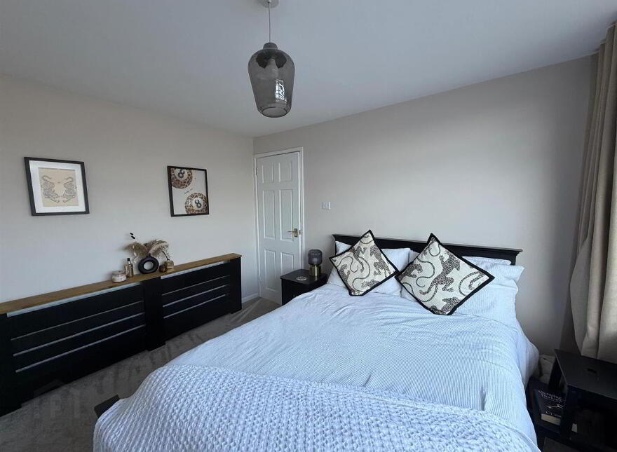 38 Sutton Gardens, Waterside, L'Derry, BT47 5HP