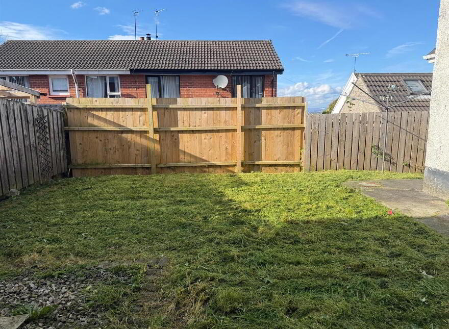 38 Sutton Gardens, Waterside, L'Derry, BT47 5HP