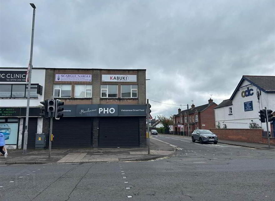 1B Warren Gardens, Lisburn, BT28 1EA photo