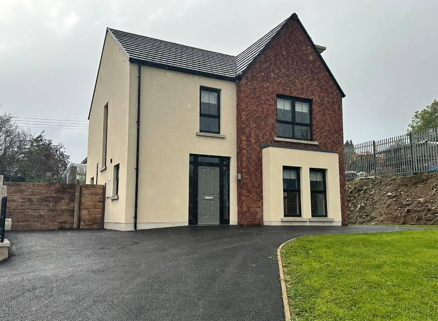 2 Gantry Glen, Newry, BT35 6FX