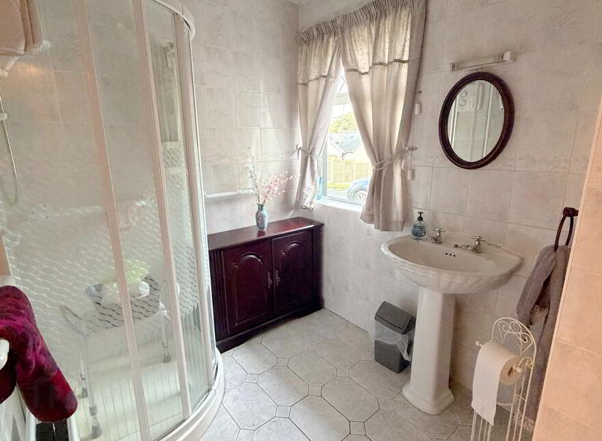 Penny Bridge, Mullinary Street, Carrickmacross, A81YP92