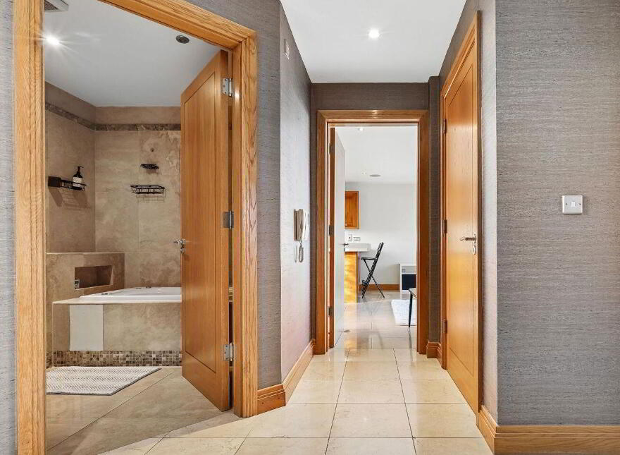 Penthouse, 45 Chancery Court, Bride Street, Dublin 8, D08K668