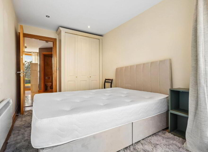 Penthouse, 45 Chancery Court, Bride Street, Dublin 8, D08K668