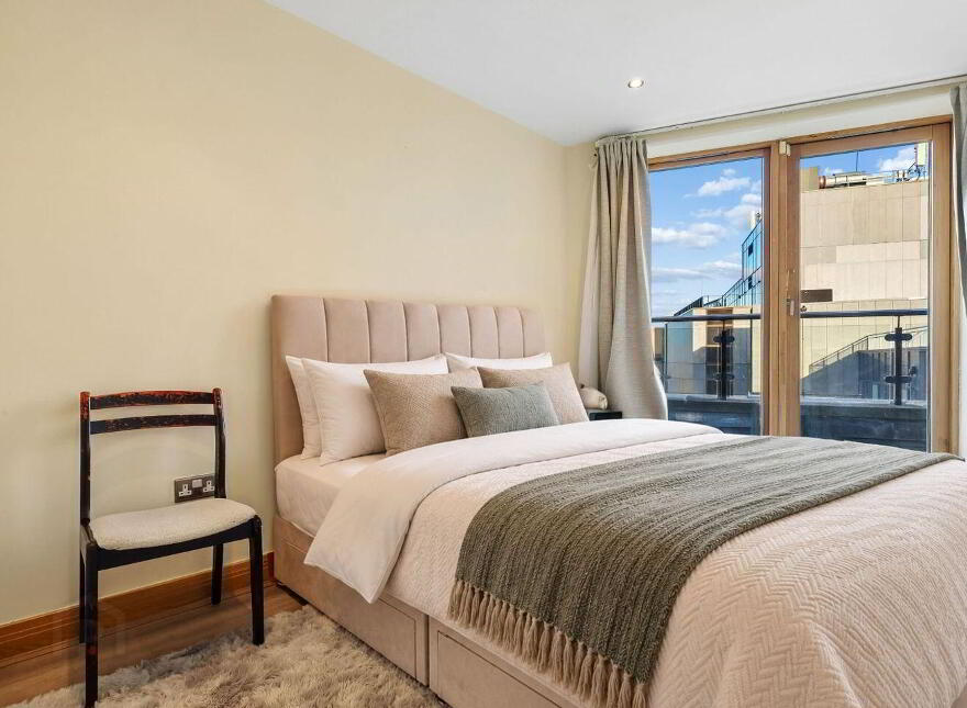 Penthouse, 45 Chancery Court, Bride Street, Dublin 8, D08K668