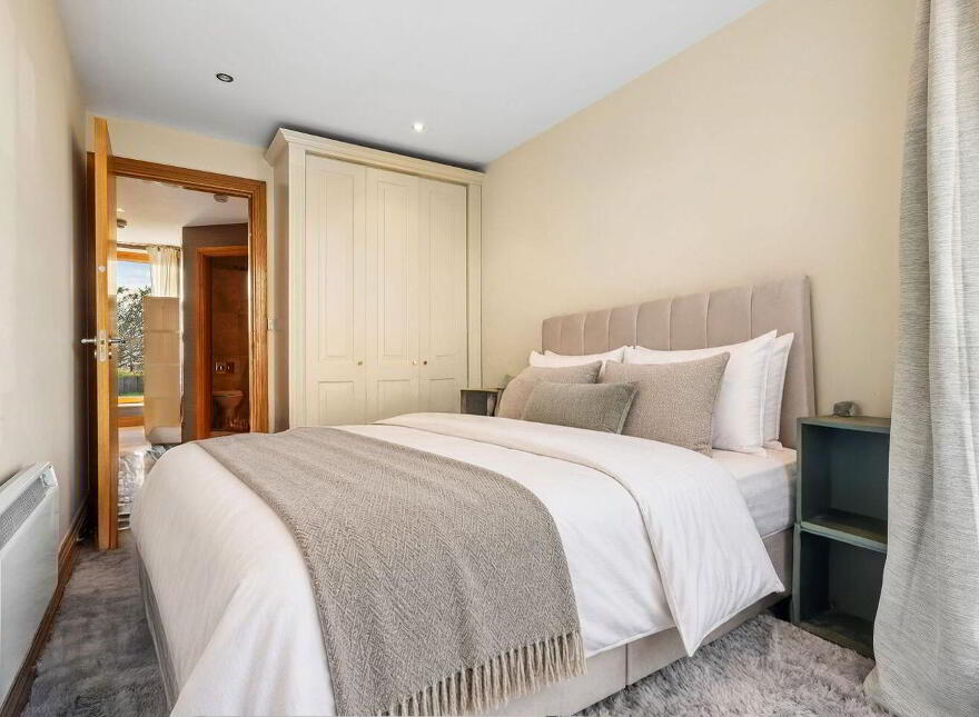 Penthouse, 45 Chancery Court, Bride Street, Dublin 8, D08K668