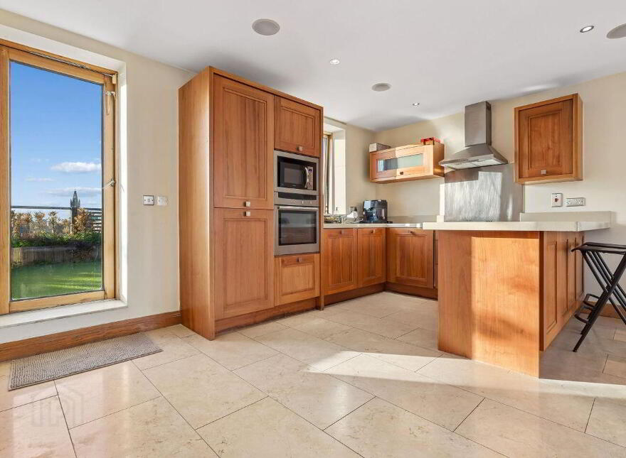 Penthouse, 45 Chancery Court, Bride Street, Dublin 8, D08K668