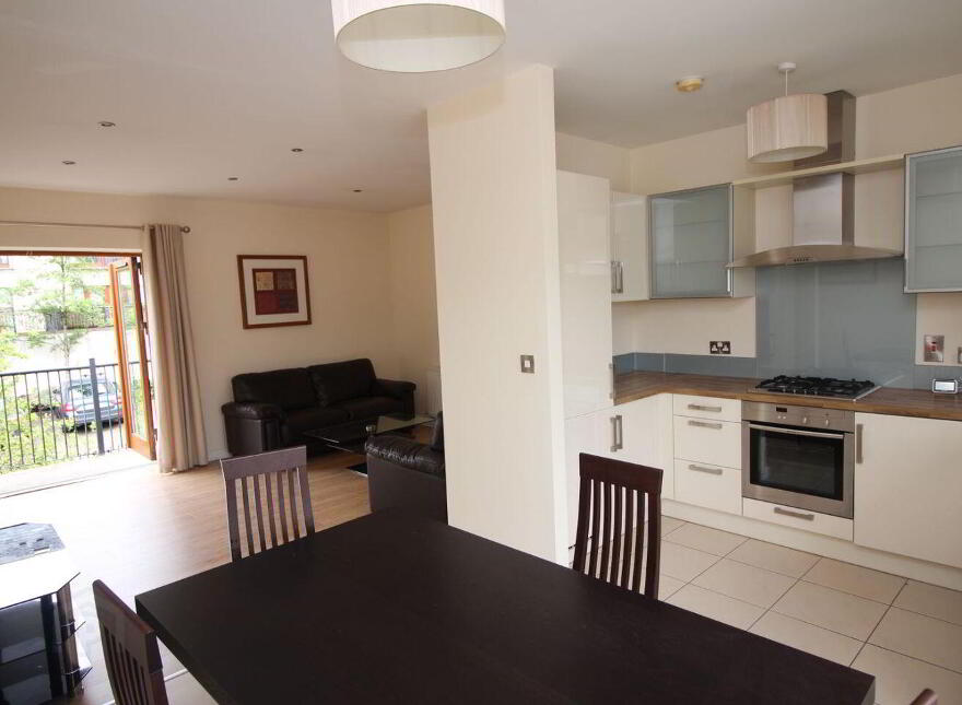 The Green, Robswall, Malahide, K36CX88