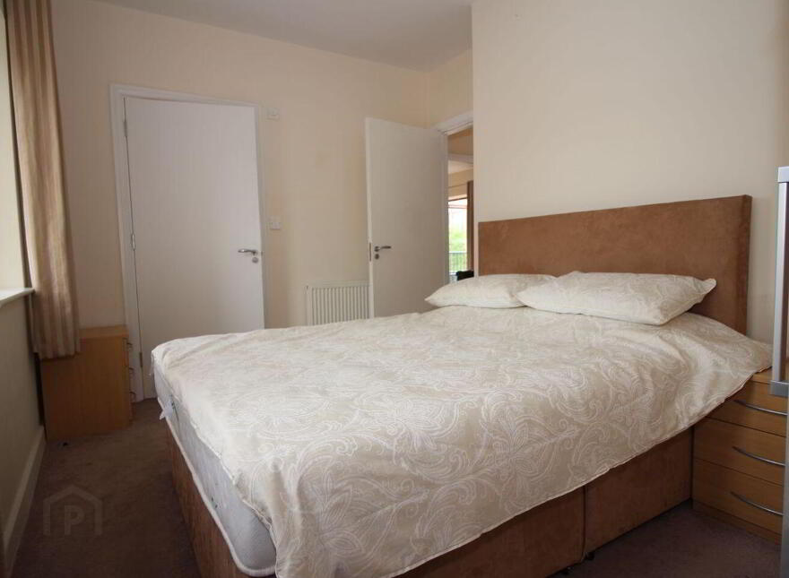 The Green, Robswall, Malahide, K36CX88