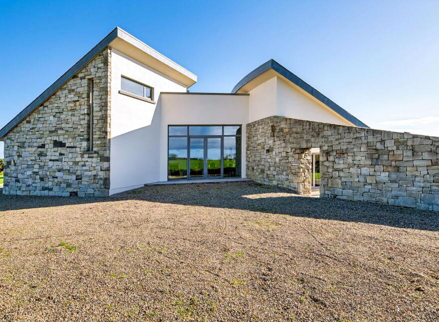 Racefield On, 4 32acres, Ballyroe, Blackwater, Y21E338