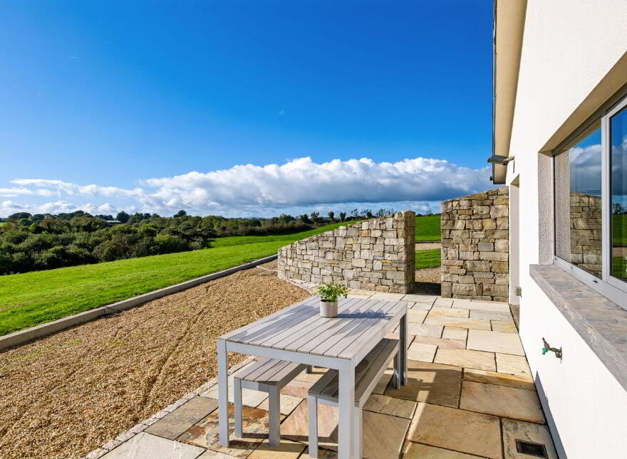 Racefield On, 4 32acres, Ballyroe, Blackwater, Y21E338