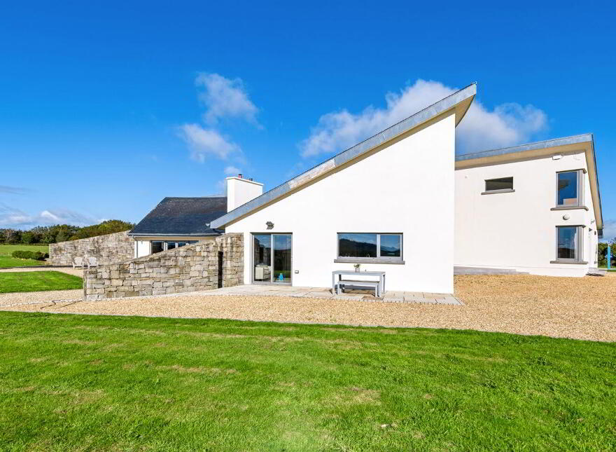 Racefield On, 4 32acres, Ballyroe, Blackwater, Y21E338