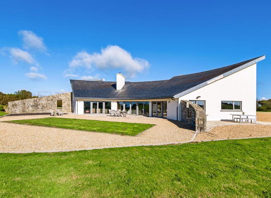 Racefield On, 4 32acres, Ballyroe, Blackwater, Y21E338