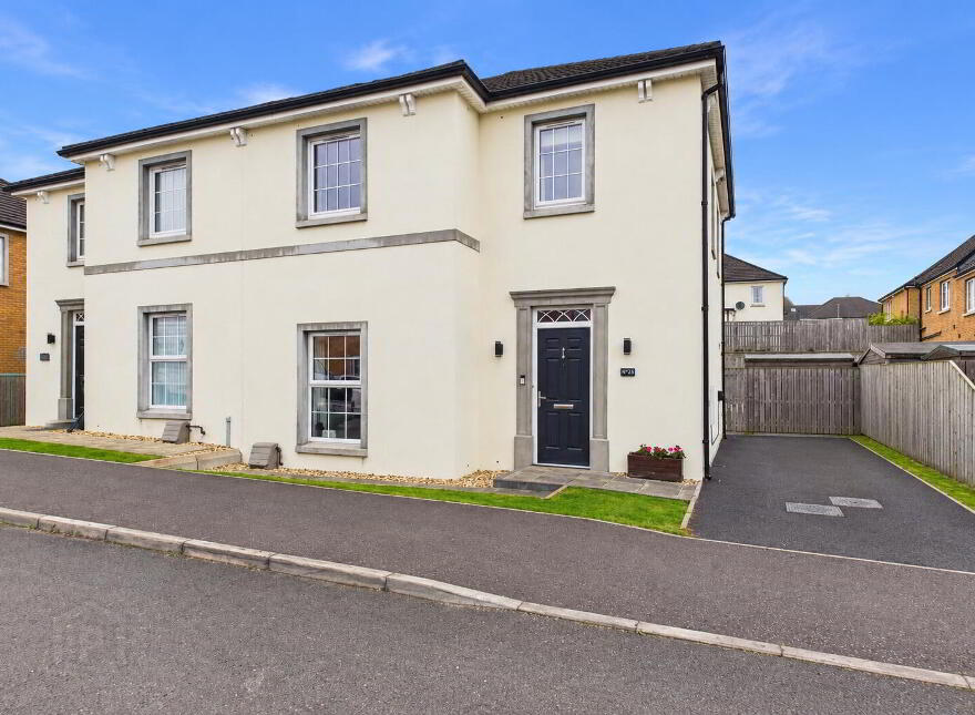 25 Bashford Park Drive, Carrickfergus, BT38 7FP