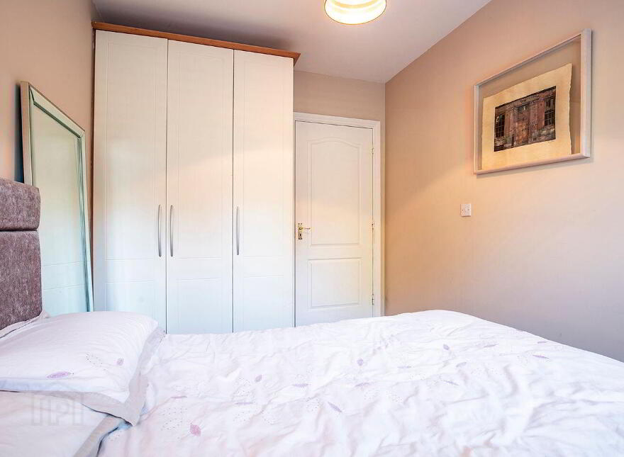 Apartment 78 Kerrymount, Castle Court, Kilgobbin Wood, Leopardstown, D18CH28