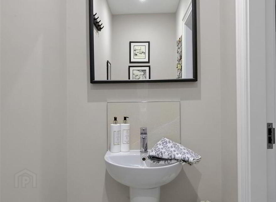 5 Oakfield Park Place, Newtownabbey, BT37 0HP