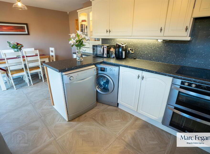 27 Lismara, Drumgor, Craigavon, BT65 4BE