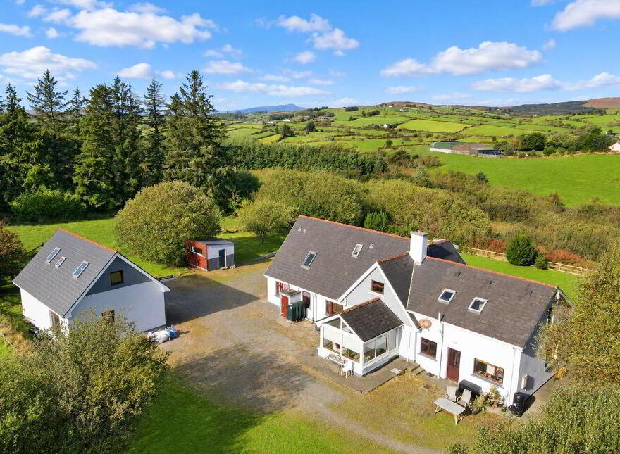 Derryvahalla, Bantry, P75KW84