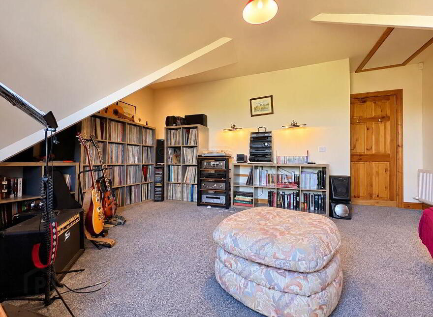 Derryvahalla, Bantry, P75KW84