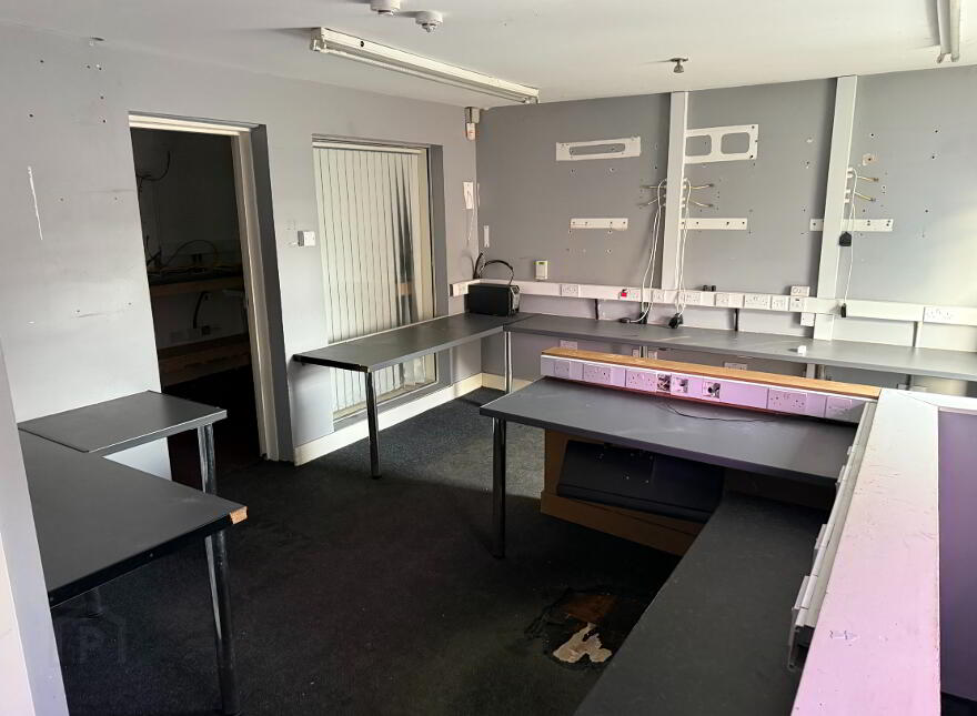 238 Beersbridge Road, Belfast, BT5 4RZ
