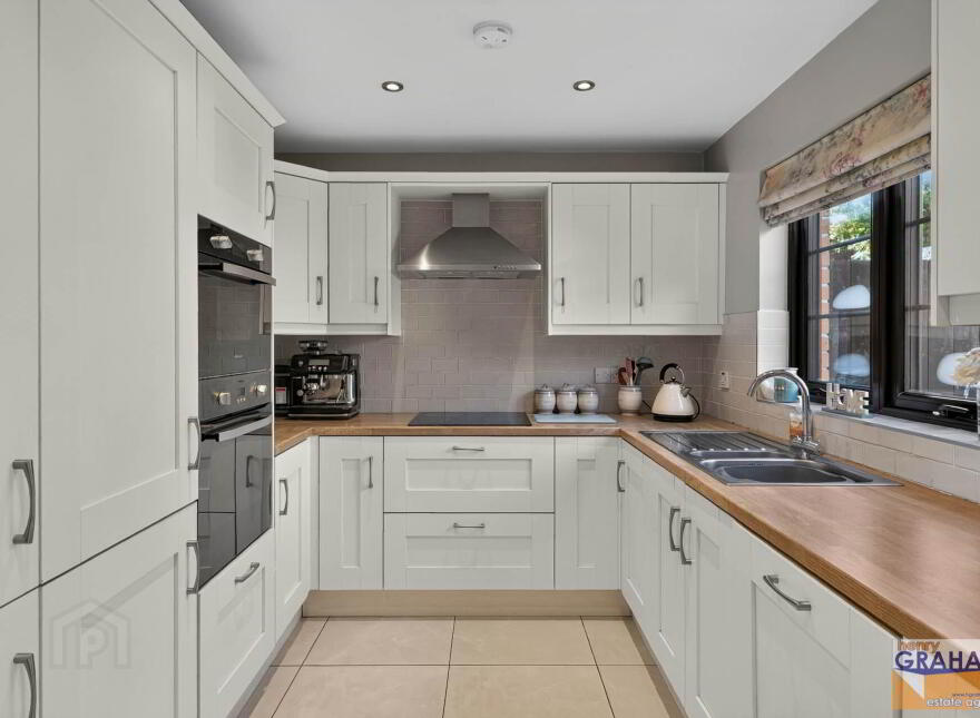 38 Ballantine Lane, Lisburn, BT27 5FG