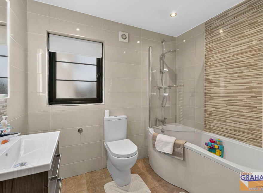 38 Ballantine Lane, Lisburn, BT27 5FG