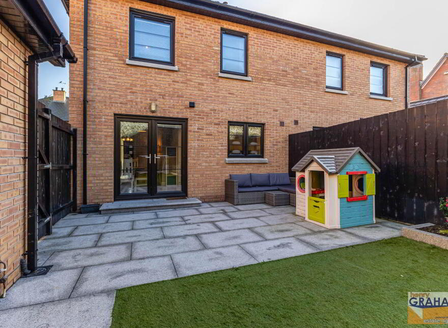 38 Ballantine Lane, Lisburn, BT27 5FG