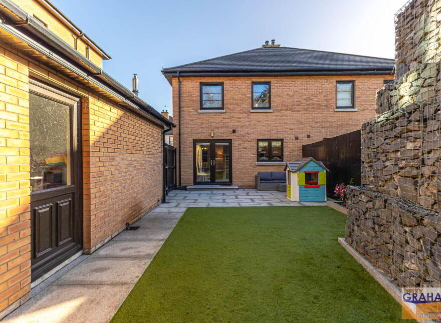 38 Ballantine Lane, Lisburn, BT27 5FG