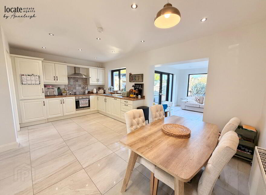 17 Tullyardan Square, Culmore, Derry, BT48 8GT