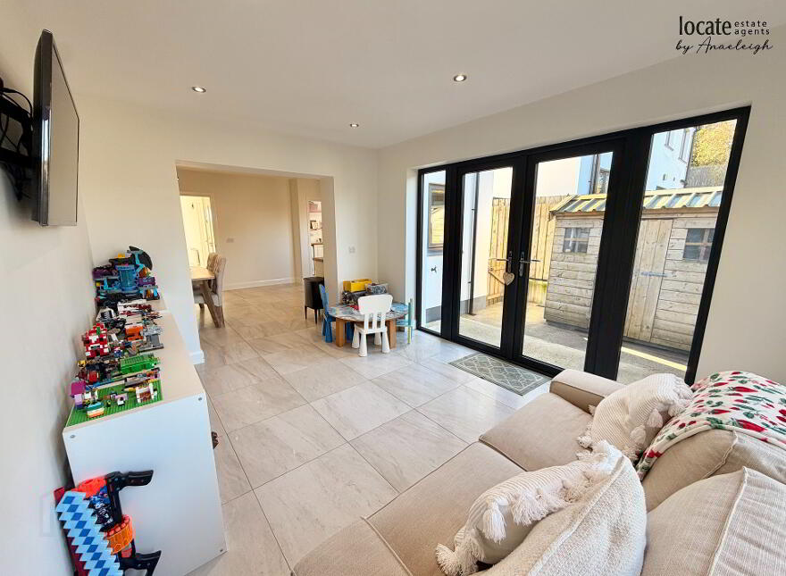 17 Tullyardan Square, Culmore, Derry, BT48 8GT